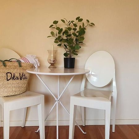 Le Garavan, Superbe Studio Vue Mer Et Vieux Menton Extérieur photo
