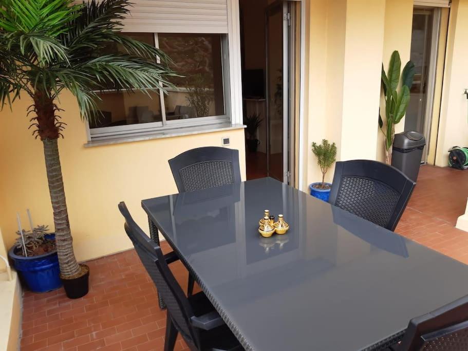 Le Garavan, Superbe Studio Vue Mer Et Vieux Menton Extérieur photo